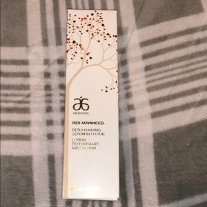 Arbonne RE9 Advanced Retexturizing Serum In Lotion